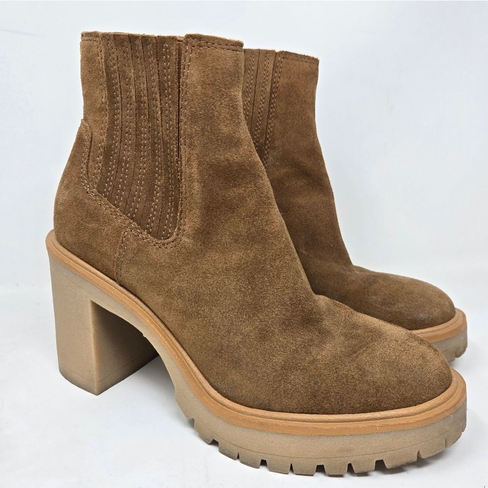 DOLCE VITA Caster H2O Cheslea Lug-Sole Platform‎ Booties Size 8.5 Caramel Suede